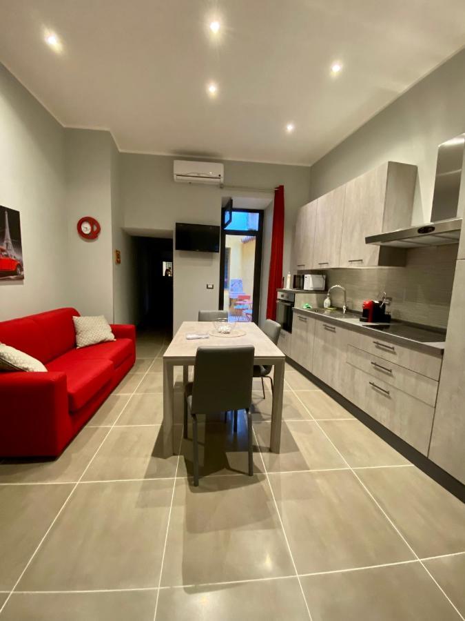 Vecchia Ognina Apartments Catania - Free Parking エクステリア 写真