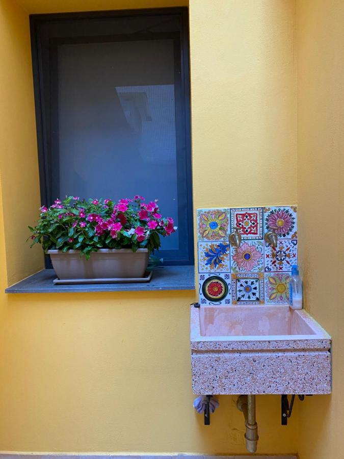 Vecchia Ognina Apartments Catania - Free Parking エクステリア 写真